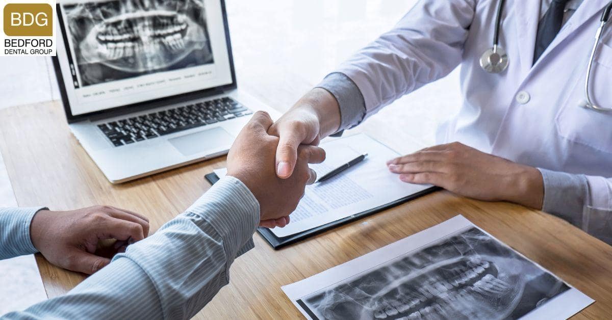 How to Choose Between Crowns vs Veneers for Front Teeth